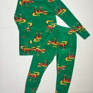 Cat & Jack Green Toddler Dinosaur Pajama Set Size 2T